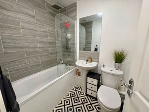 Photo 11- click for photo gallery